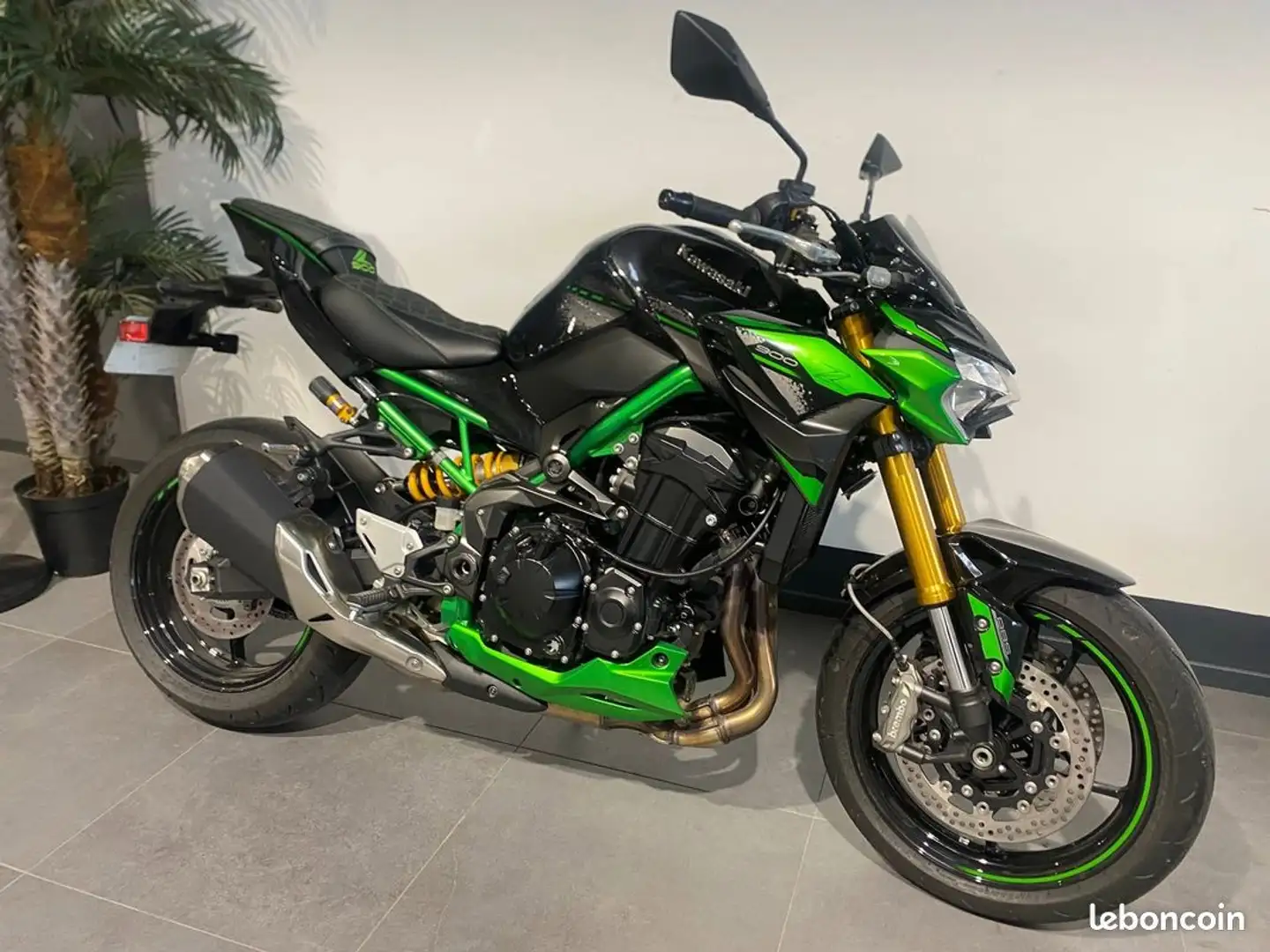 Kawasaki Z 900 Vert - 2