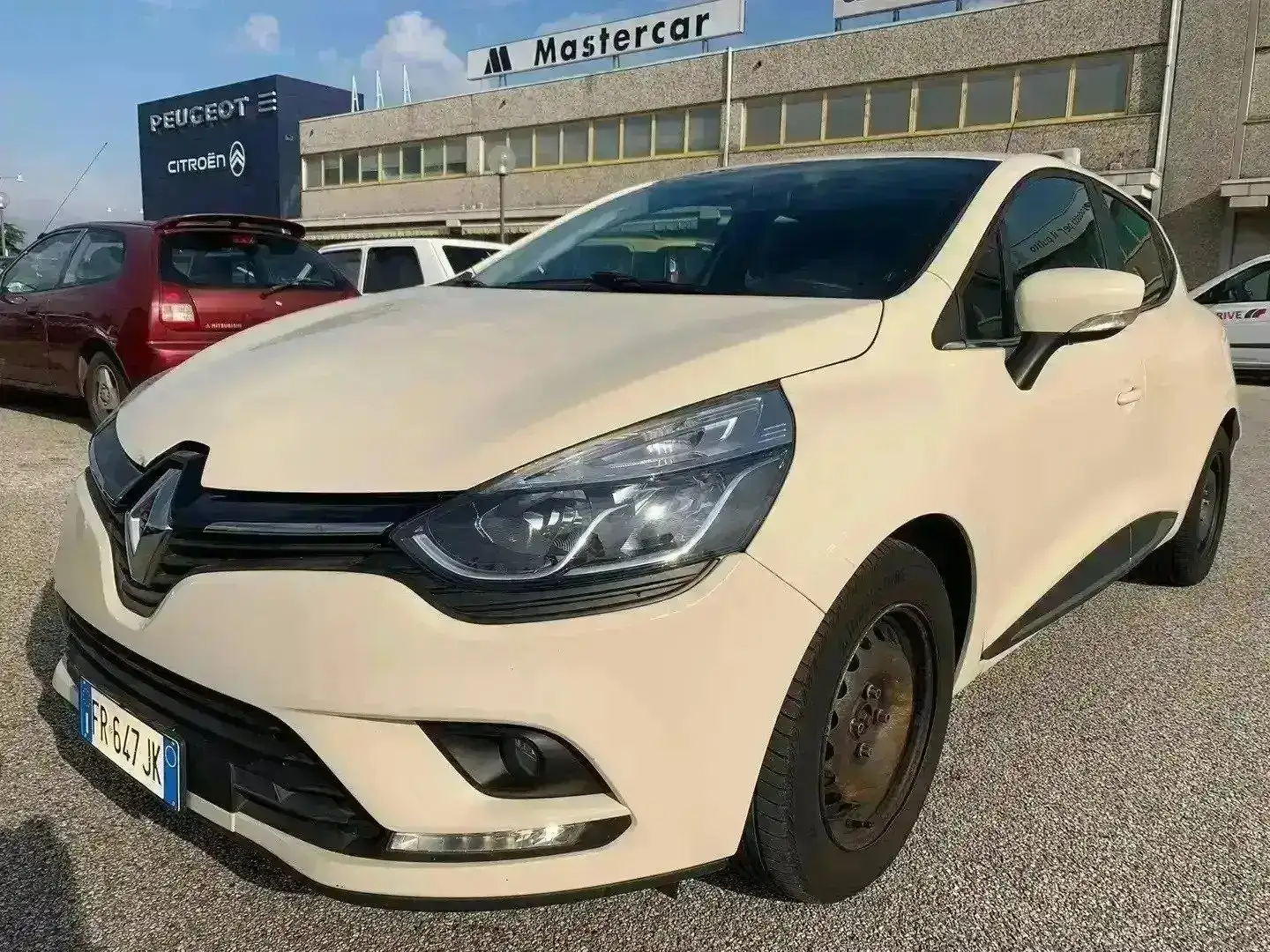 Renault Clio 1.5 dci energy Business 75cv N1 4 posti - FR647JK Beige - 2