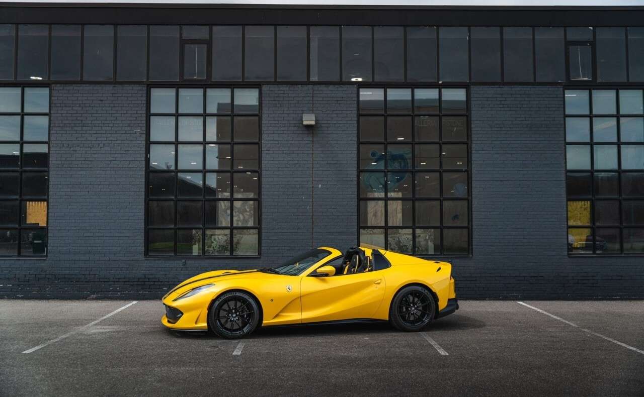 2022 Ferrari 812 Convertible