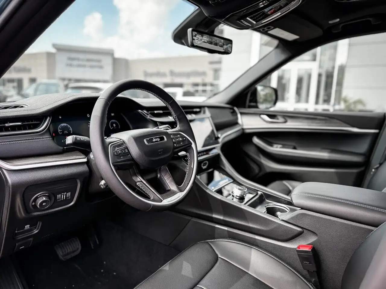 Jeep Grand Cherokee photo Jeep Grand Cherokee