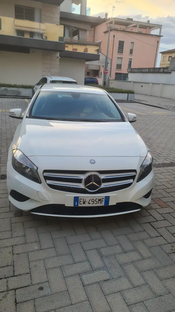 Mercedes-Benz A 160 Classe A - W176cdi Premium Blanc - 2