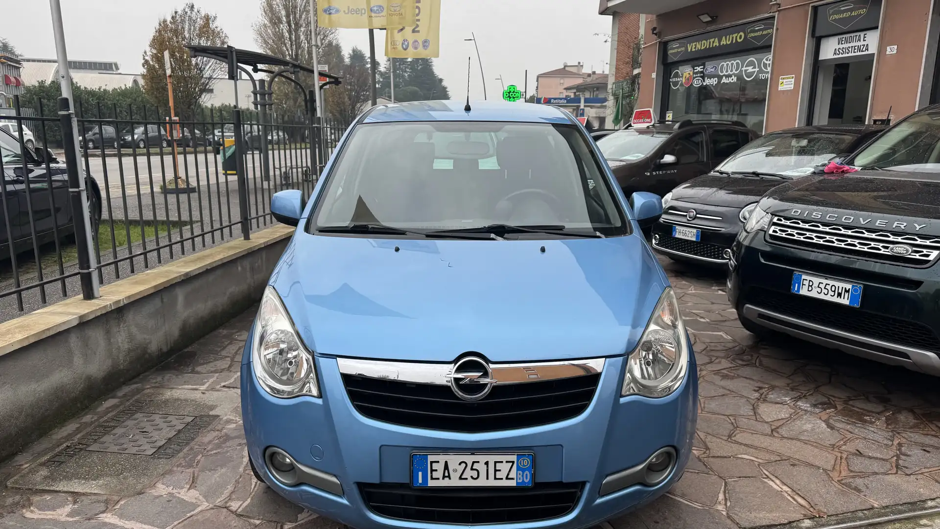 Opel Agila 1.2 16v Enjoy 86cv automatica neo patentati - 1