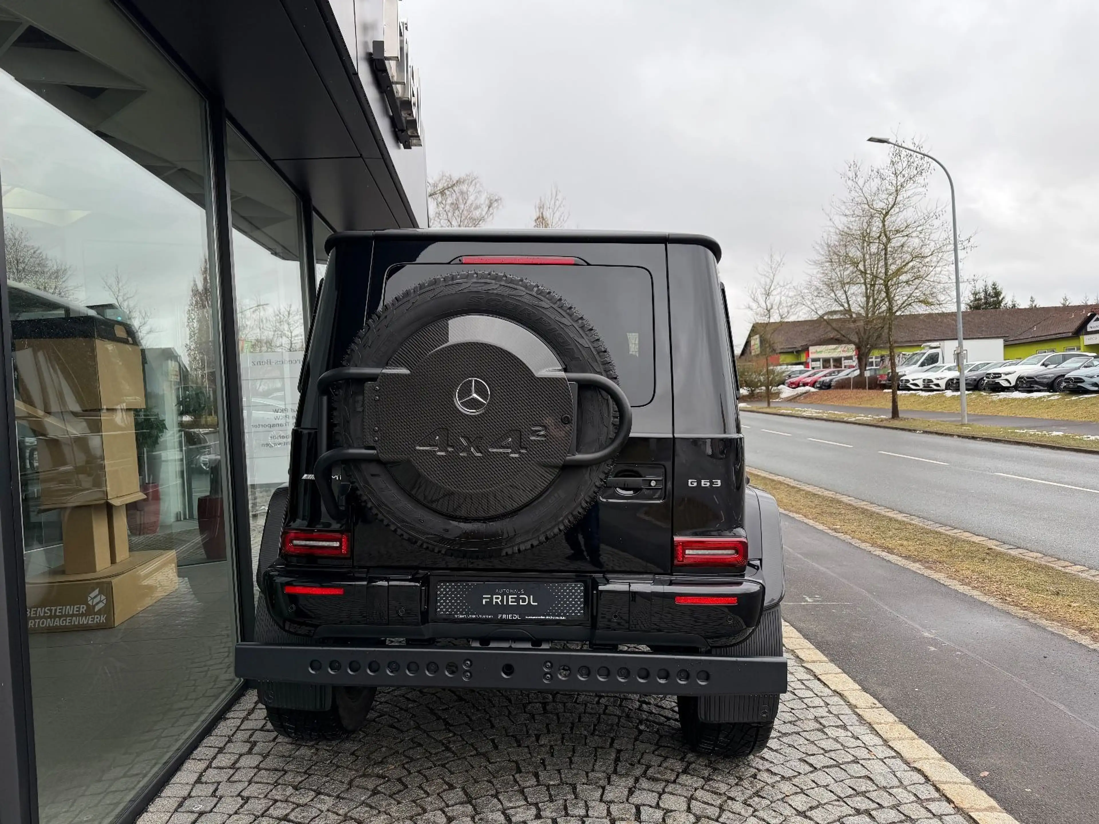 Mercedes-Benz G 63 AMG 4x4, 1.Hand, 225 KM, Holzboden, TV — photo 8