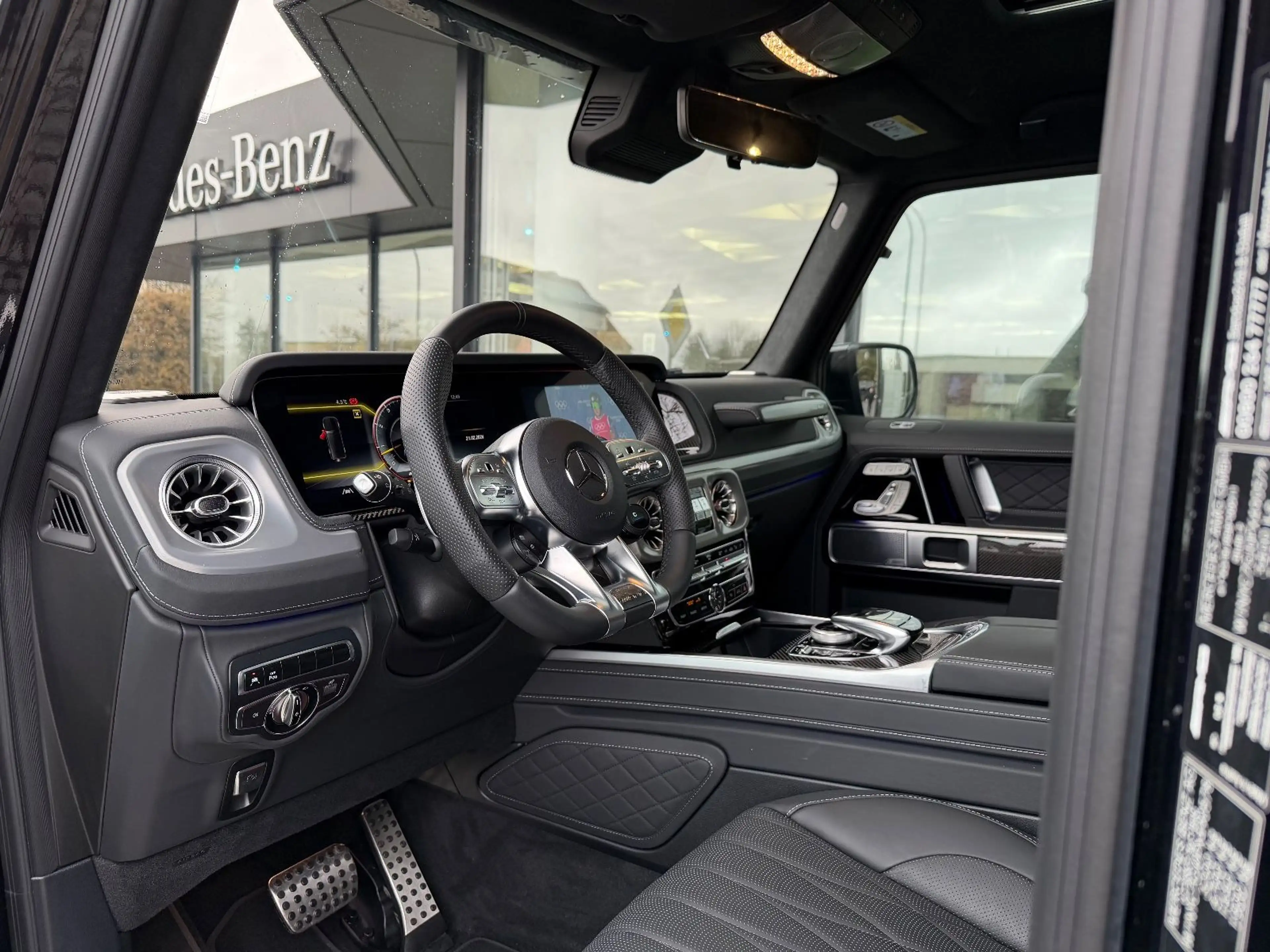 Mercedes-Benz G 63 AMG 4x4, 1.Hand, 225 KM, Holzboden, TV — photo 9