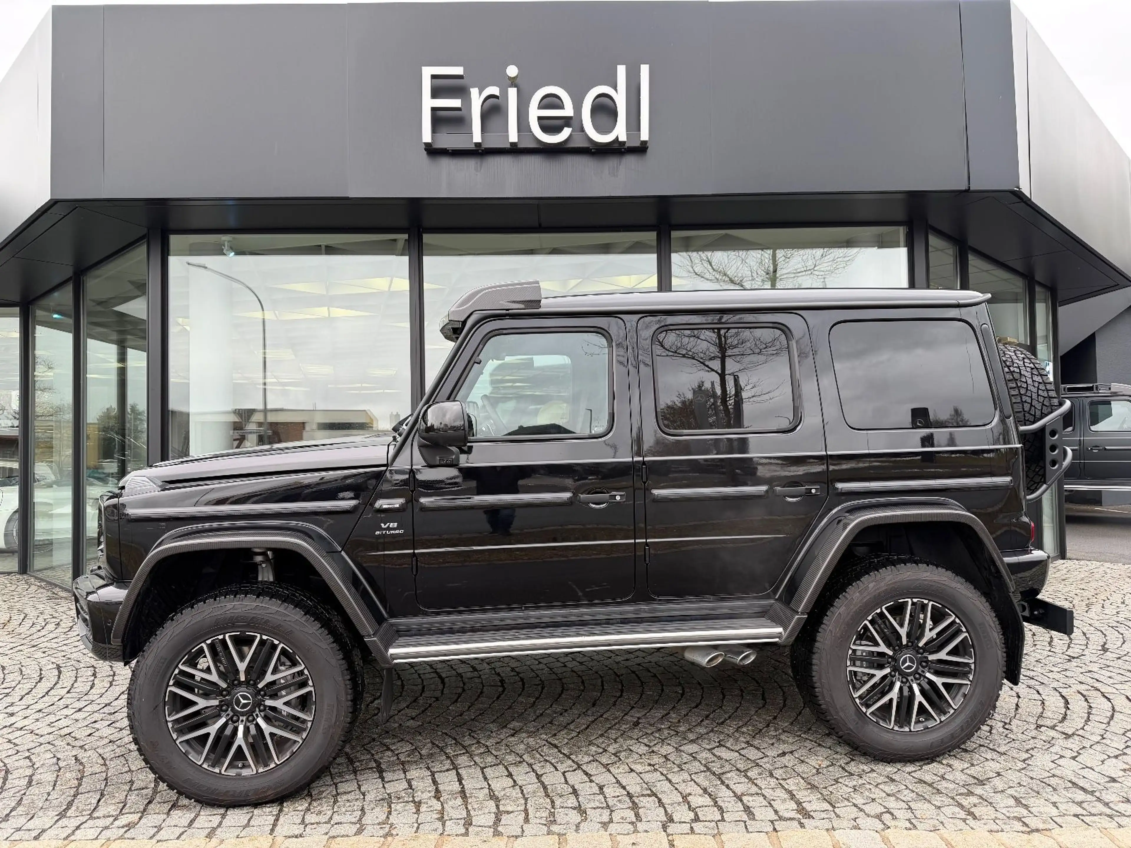 Mercedes-Benz G 63 AMG 4x4, 1.Hand, 225 KM, Holzboden, TV