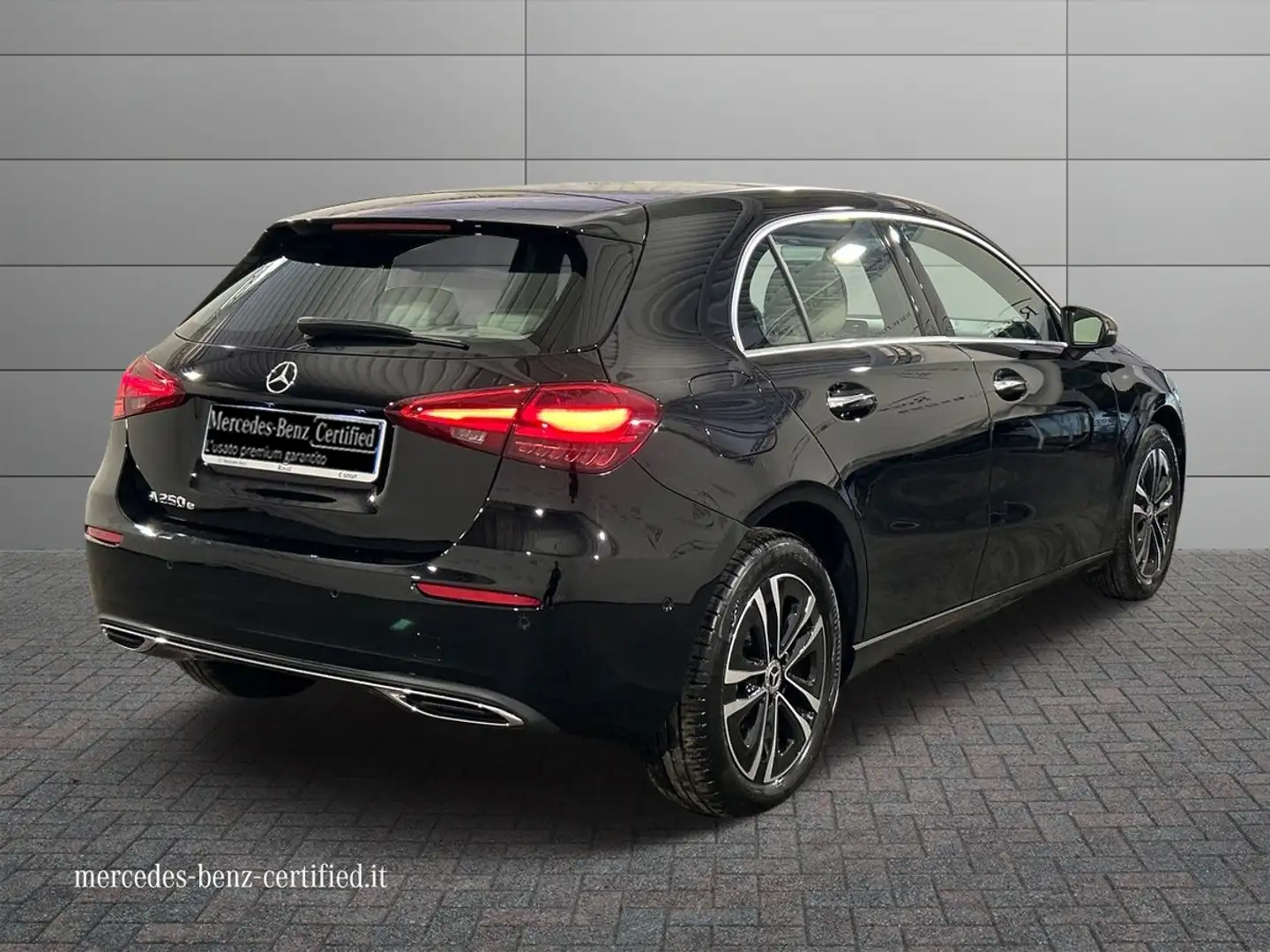 Mercedes-Benz A 250 E PHEV PROGRESSIVE ADVANCED PLUS AUTO Negro - 2