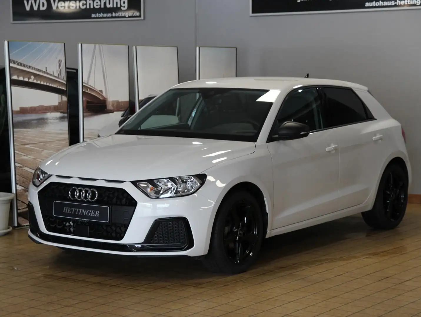 Audi A1 Sportback Advanced 1.0,Klima,Sitzhzg,Bluetoot Weiß - 1