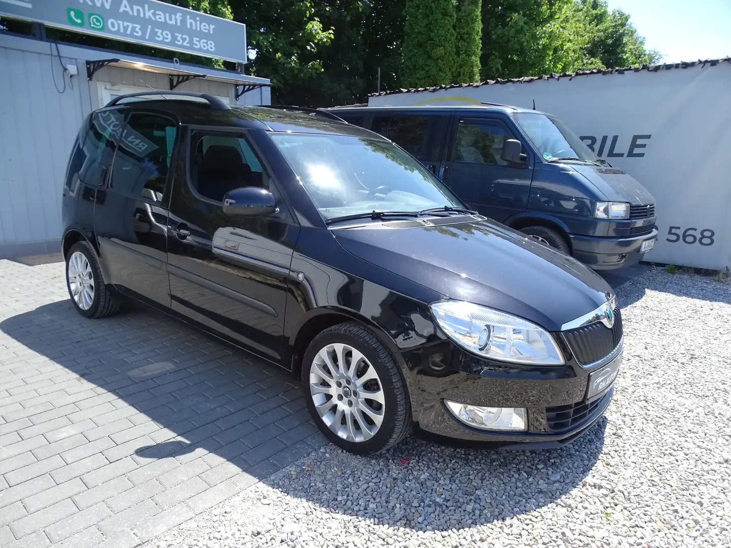 Skoda Roomster Comfort Plus Edition **AHK / TÜV+SERVICE-NEU** Noir - 1