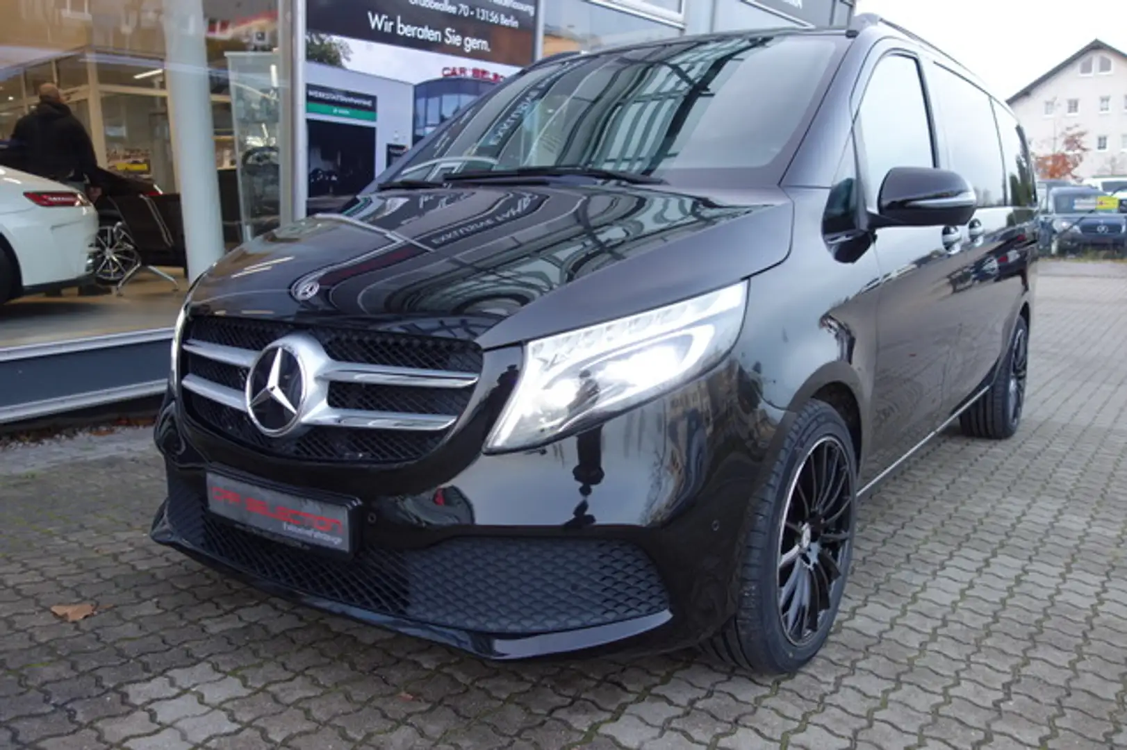 Mercedes-Benz V 250 d Edition Lang 2sTÜR/LED/PANO/KAM/MBUX/19" Negru - 1