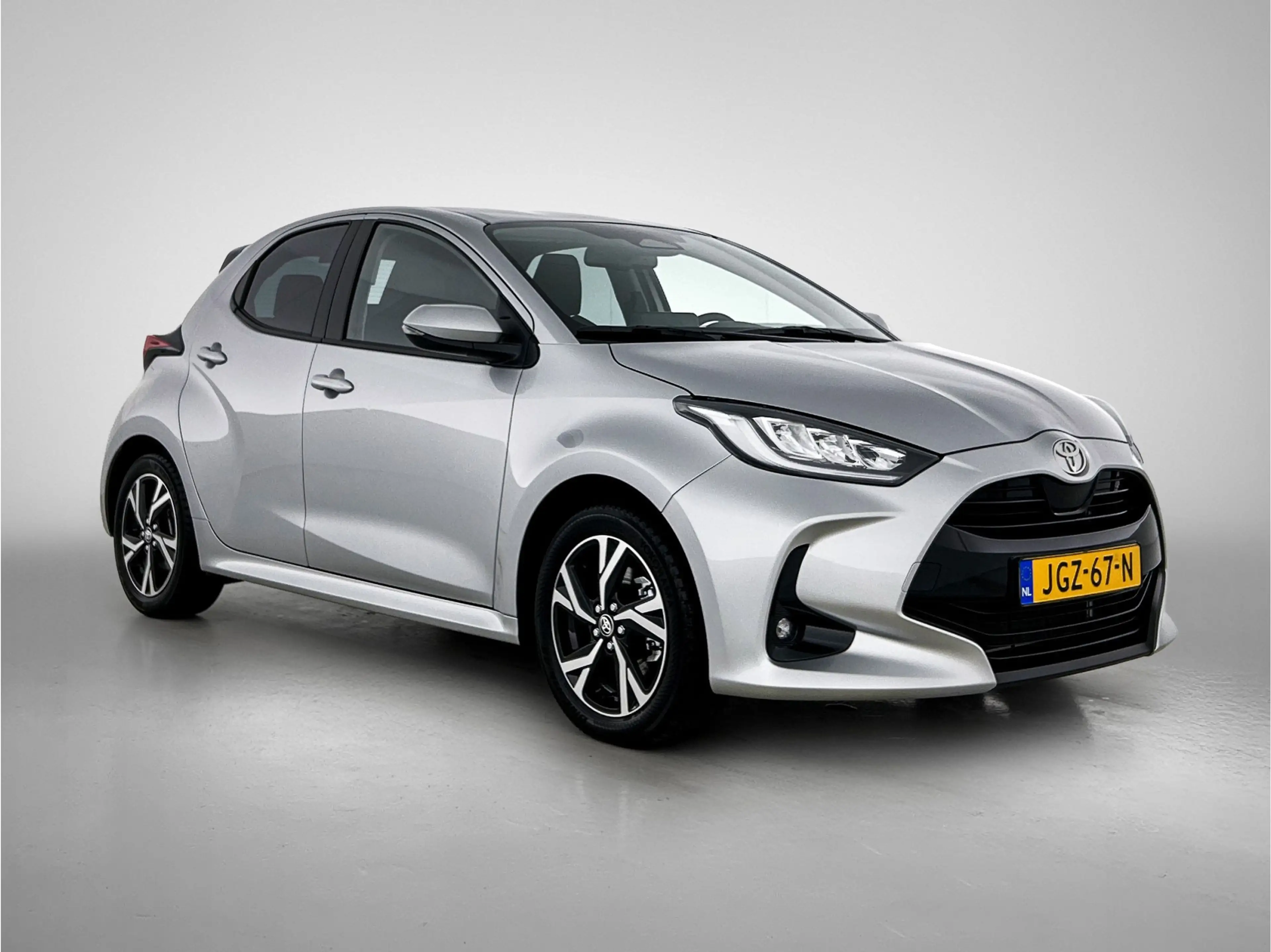Toyota Yaris 1.5 Hybrid 115 Dynamic | BTW Voertuig | NL Auto | — photo 13