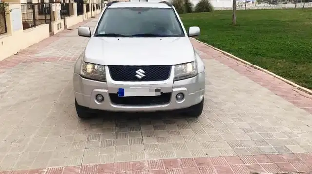 Suzuki Grand Vitara 1.9DDiS JLX-E