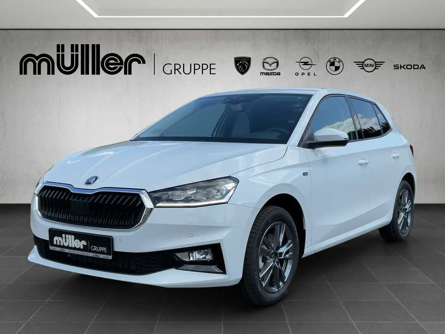 Skoda Fabia Tour 1.0 TSI DSG Weiß - 1