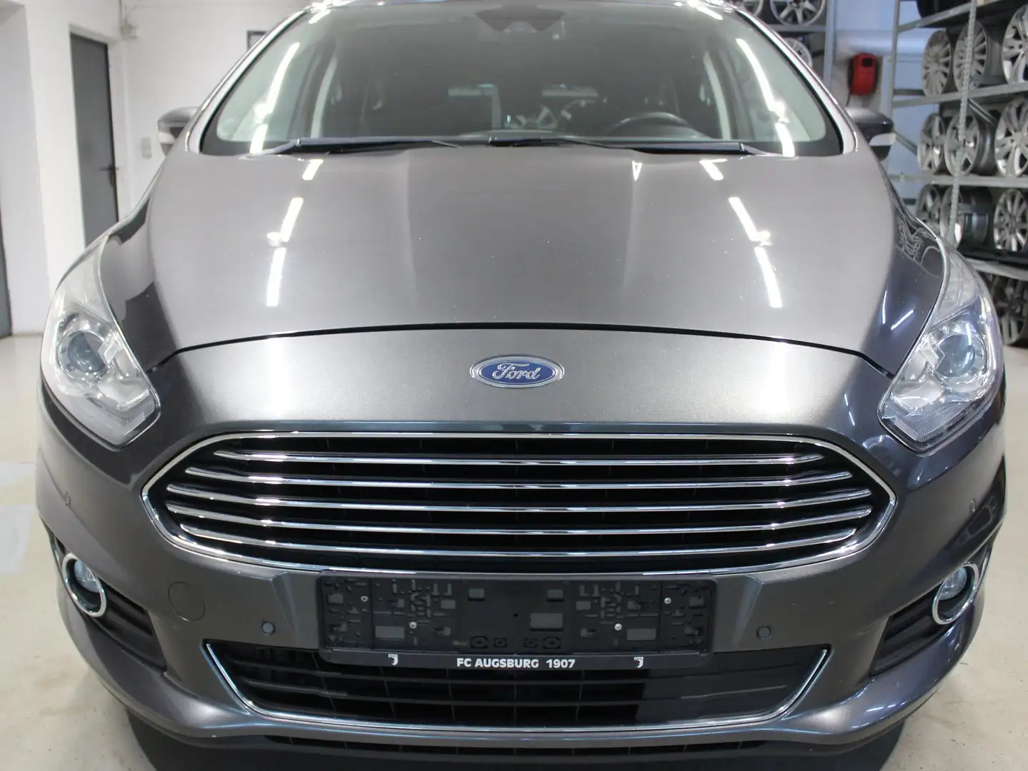 Ford S-Max Titanium*Navi*LED*Spur-A*AHK*ISOFIX*Blueto*USB Gris - 2
