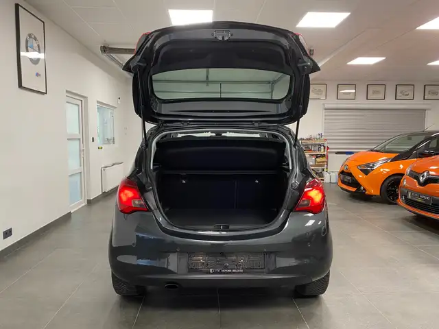 Opel Corsa view 6