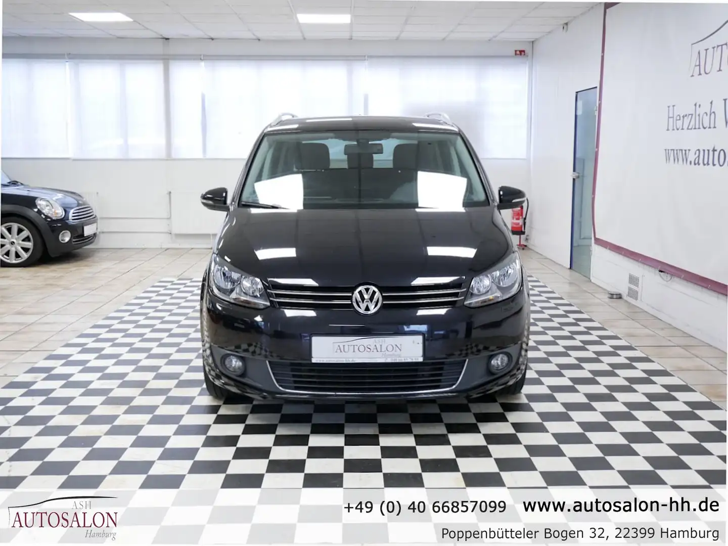 Volkswagen Touran Cup DSG*2Vorb*7.Sitze*Navi*Serviceg.*PDC V&H*Tempo Schwarz - 2