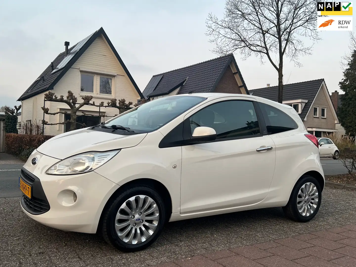 Ford Ka/Ka+ 1.2 Titanium X 124.000 km NL-AUTO-NAP. Weiß - 1