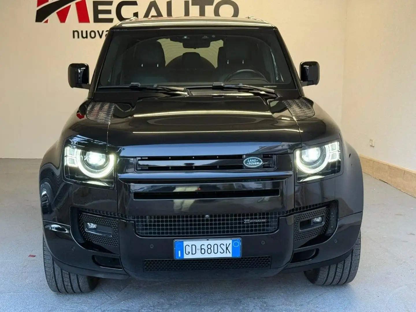 Land Rover Defender 110 3.0D I6 300 CV AWD Auto X-Dynamic HSE Noir - 2