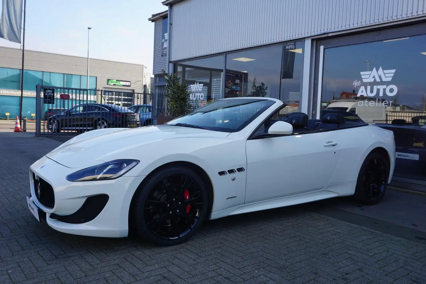 Maserati GranCabrio 4.7 Sport Білий - 2