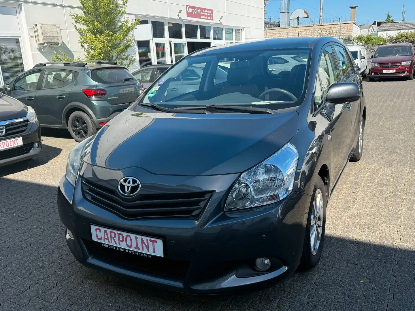 Toyota Verso Edition 1. HAND /KLIMA/PANO/AHK/AUTOMATIK Gris - 1