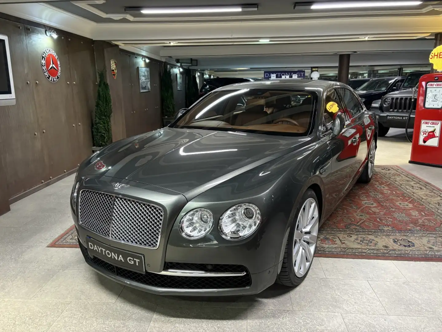 Bentley Flying Spur Mulliner 625 Gris - 2