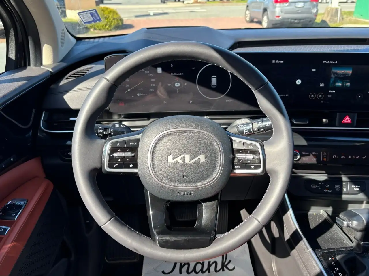 Kia Carnival снимка Kia Carnival
