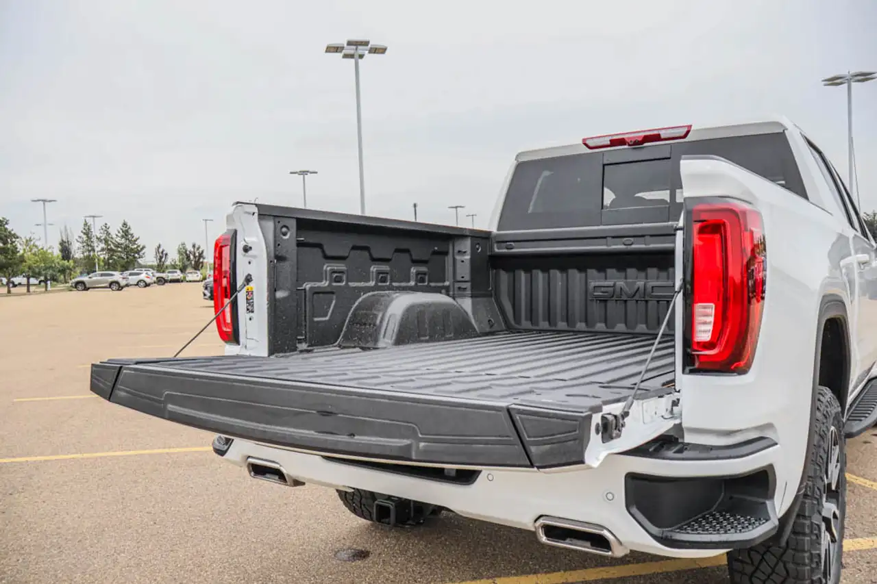 GMC Sierra 1500 снимка GMC Sierra 1500