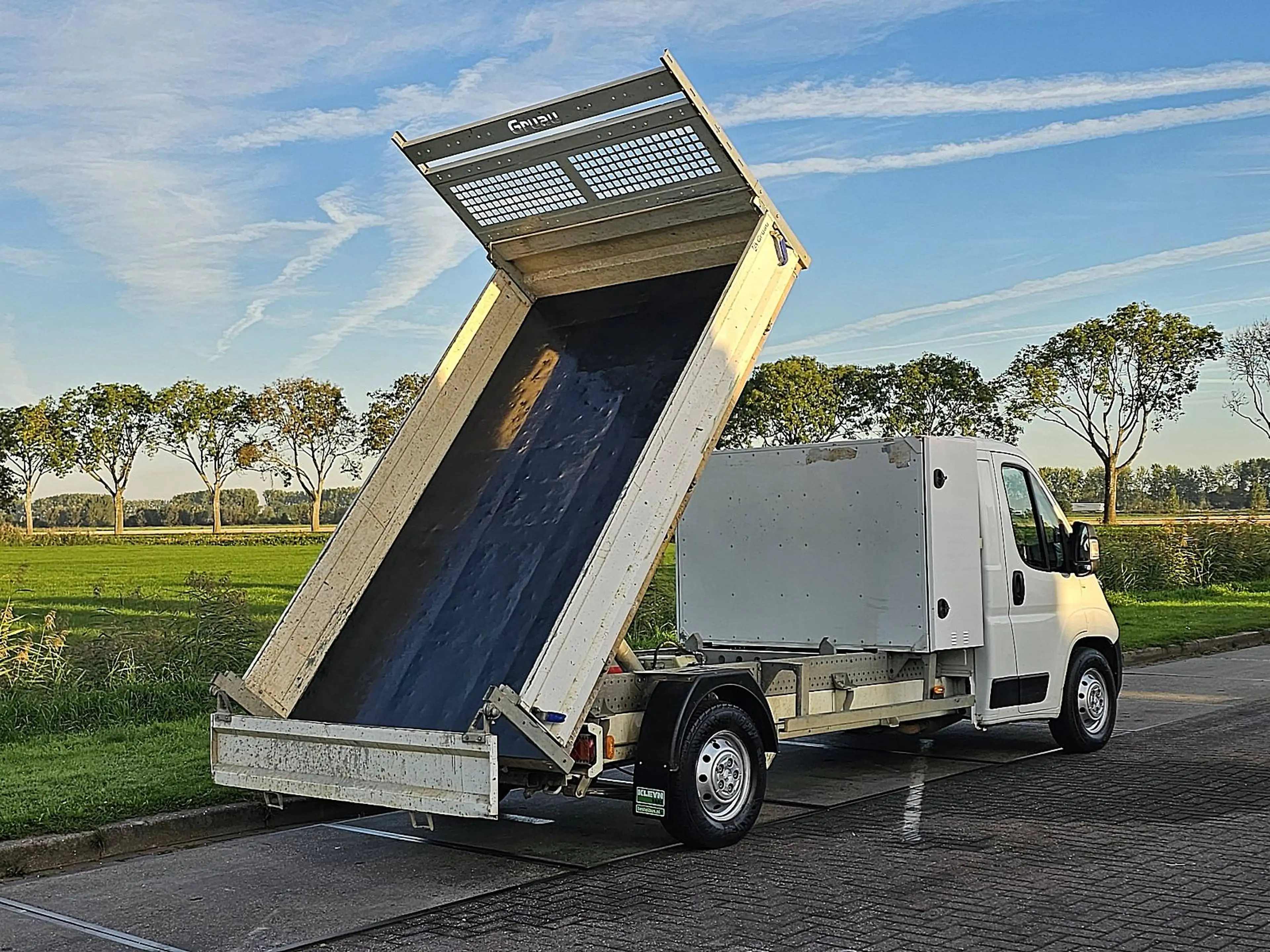 Peugeot Boxer 2.0 BHDI 130 KIPPER — photo 3