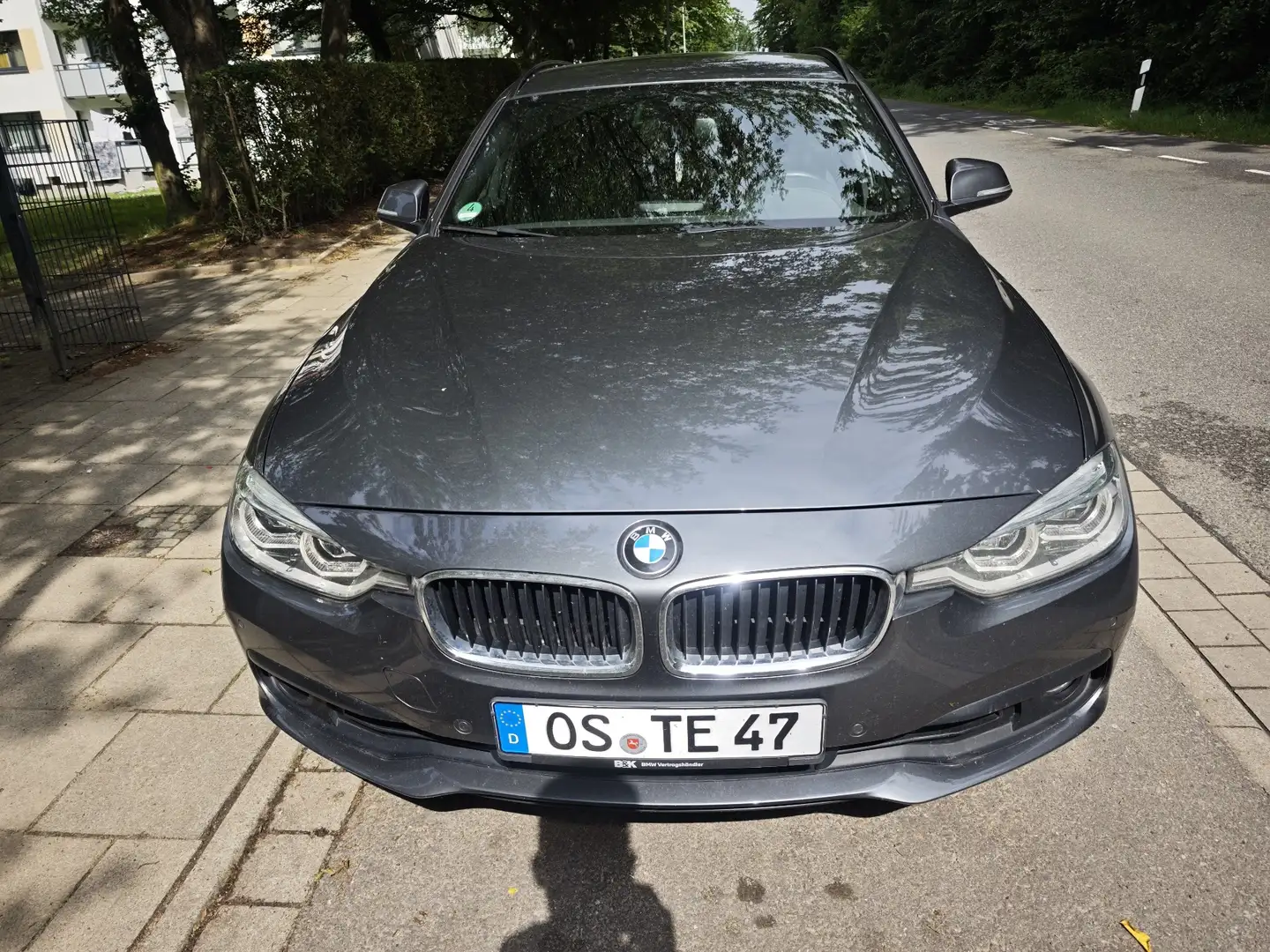 BMW 320 320 d Efficient Dynamics Advantage Grau - 2