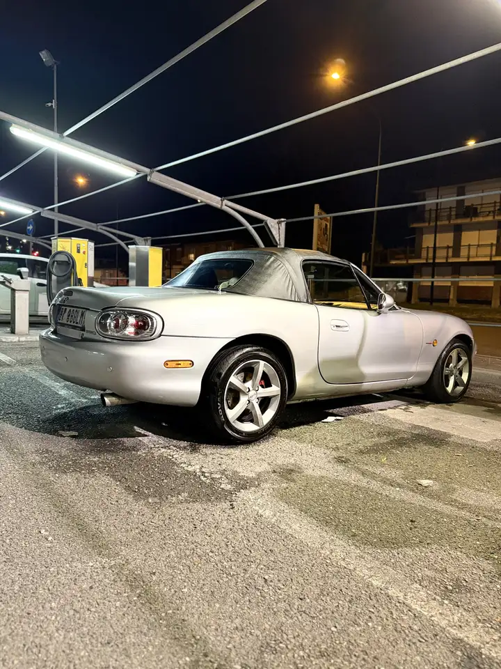 Mazda MX-5 1.6i 16v, foto 4