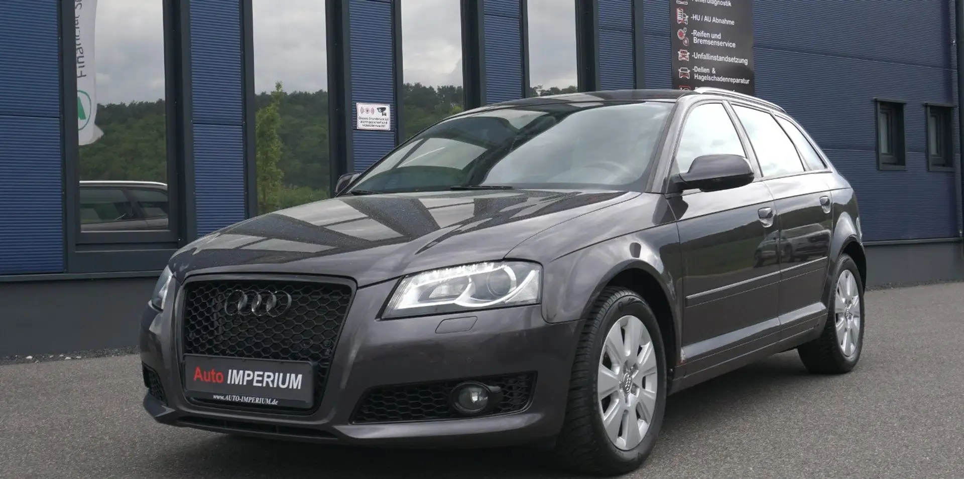 Audi A3 Sportback 2.0 TDI Attraction*TEMPOMAT*KLIMA* Grau - 1