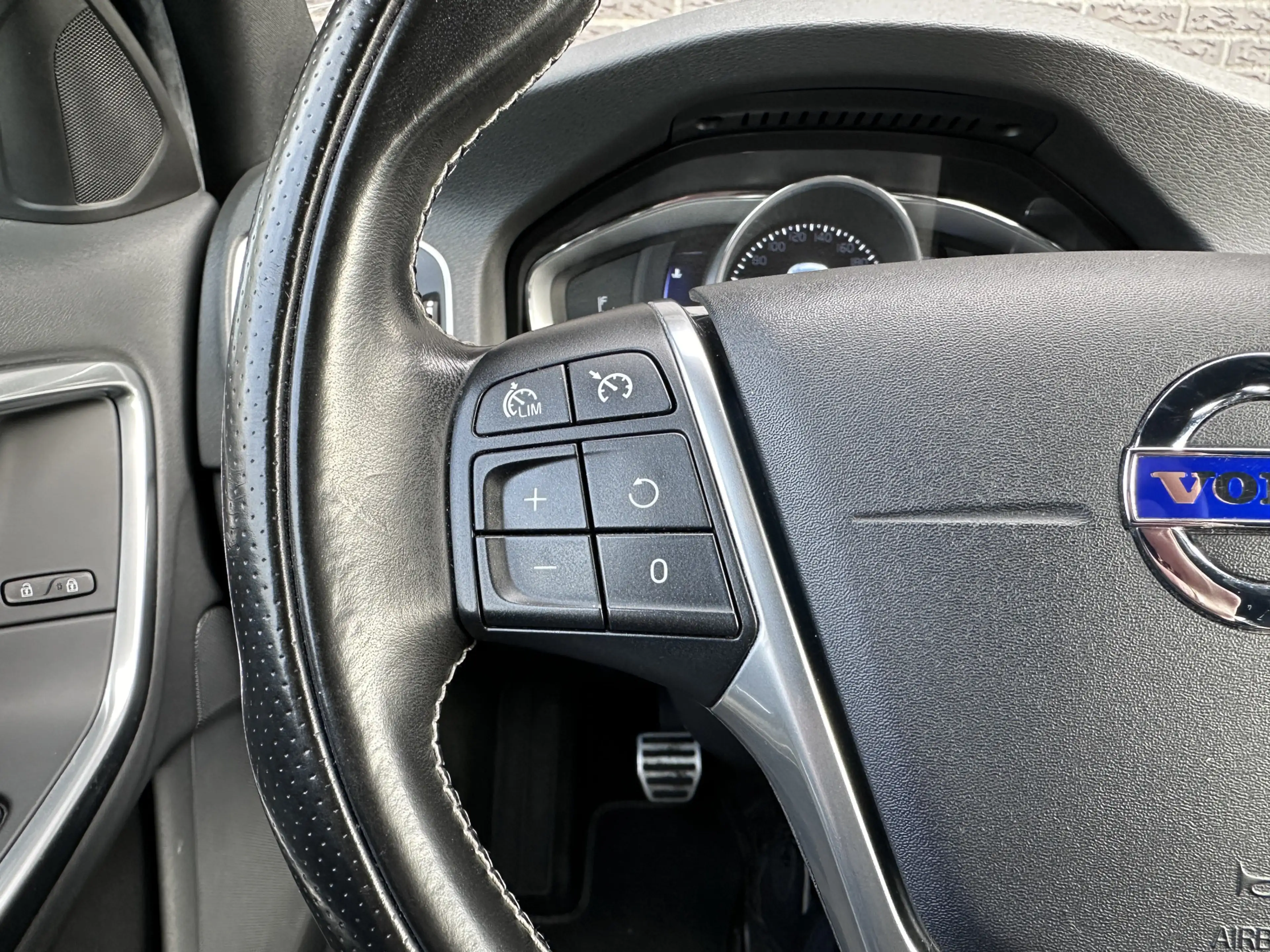 Volvo S60 2.0 D2 R-Design | Radio | Navigatie | Climate Cont — photo 30
