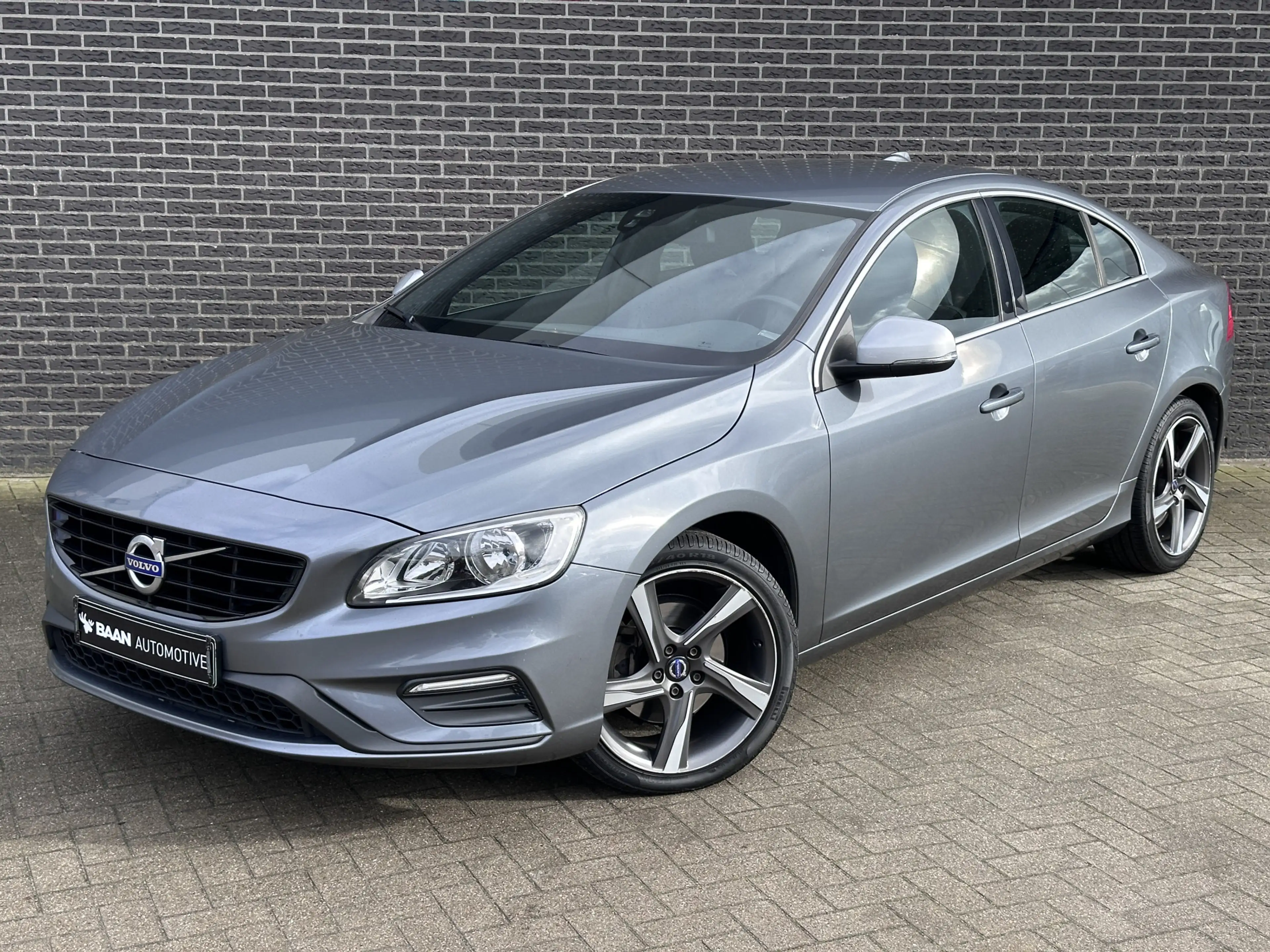 Volvo S60 2.0 D2 R-Design | Radio | Navigatie | Climate Cont — photo 5
