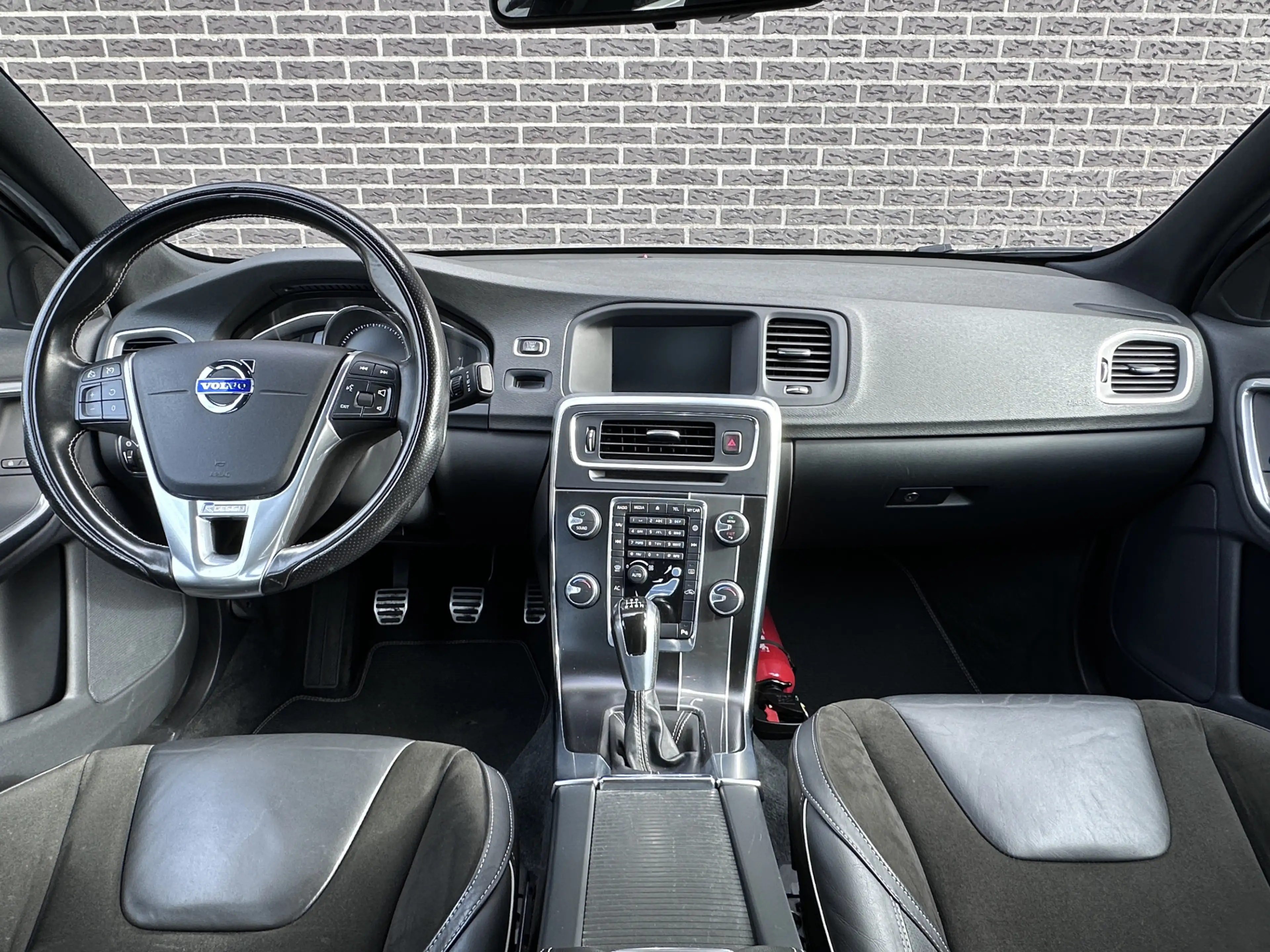 Volvo S60 2.0 D2 R-Design | Radio | Navigatie | Climate Cont — photo 3