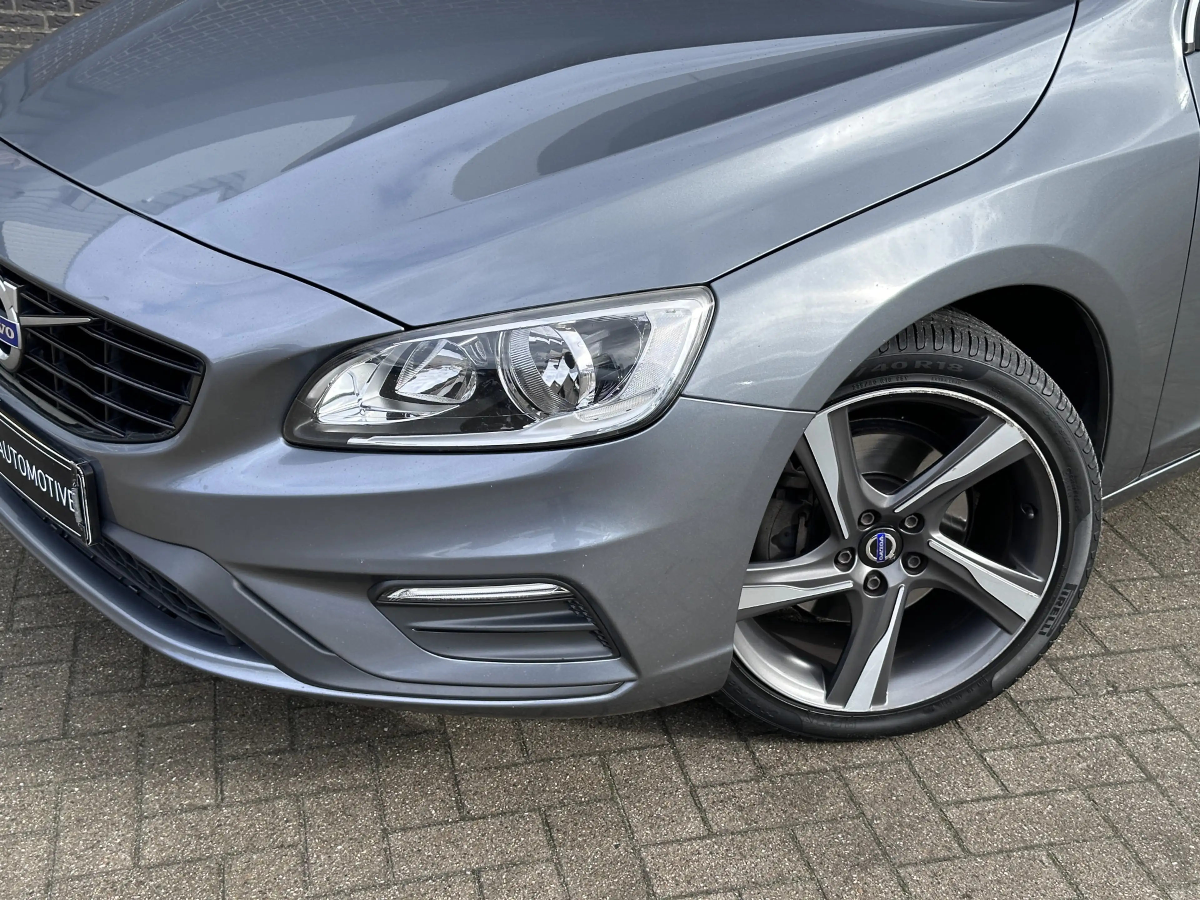 Volvo S60 2.0 D2 R-Design | Radio | Navigatie | Climate Cont — photo 13