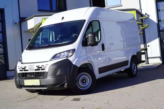 Fiat Ducato view 8