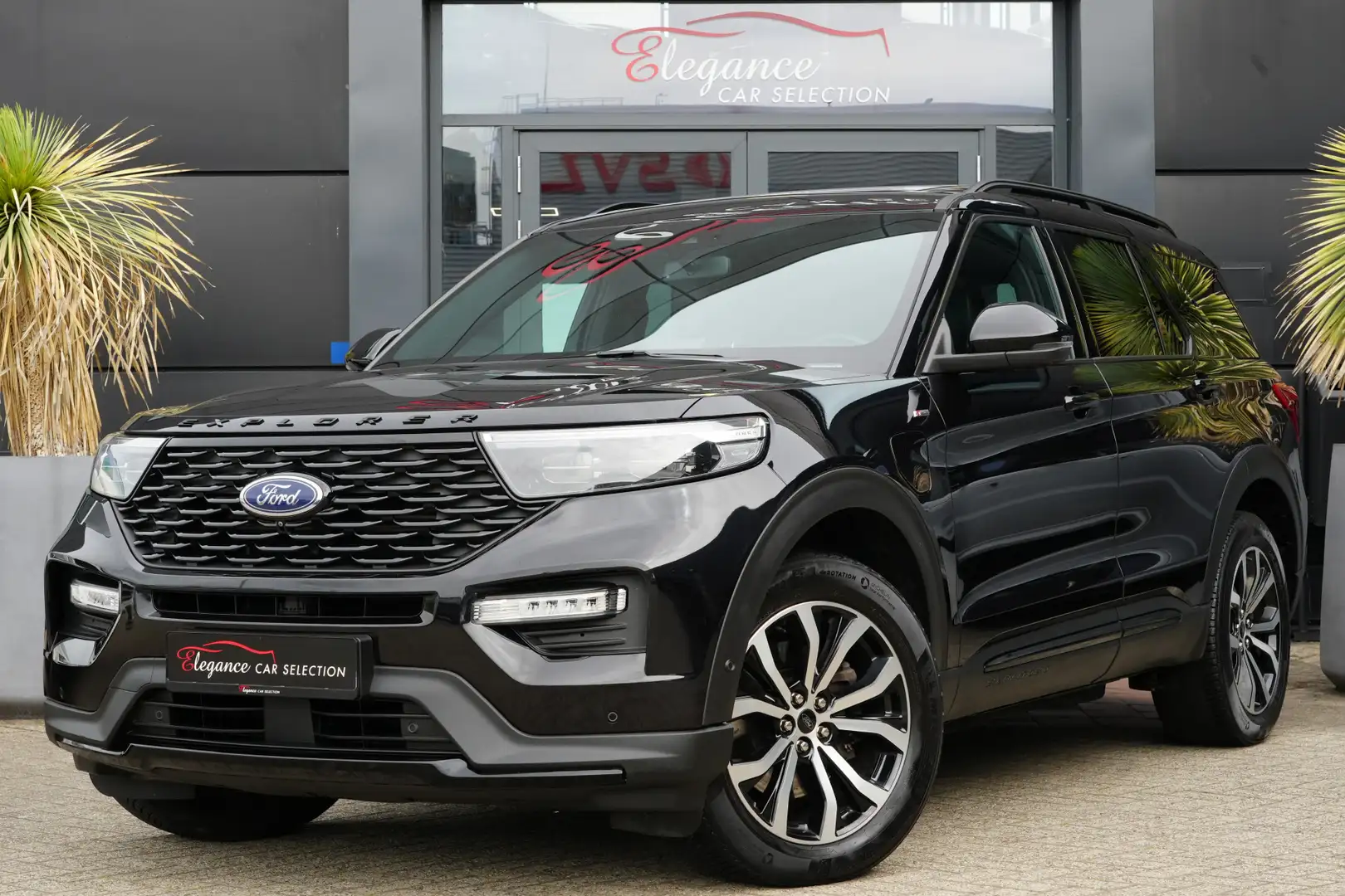 Ford Explorer 3.0 V6 EcoBoost PHEV ST-Line 7P 457pk Panoramadak/ Zwart - 1