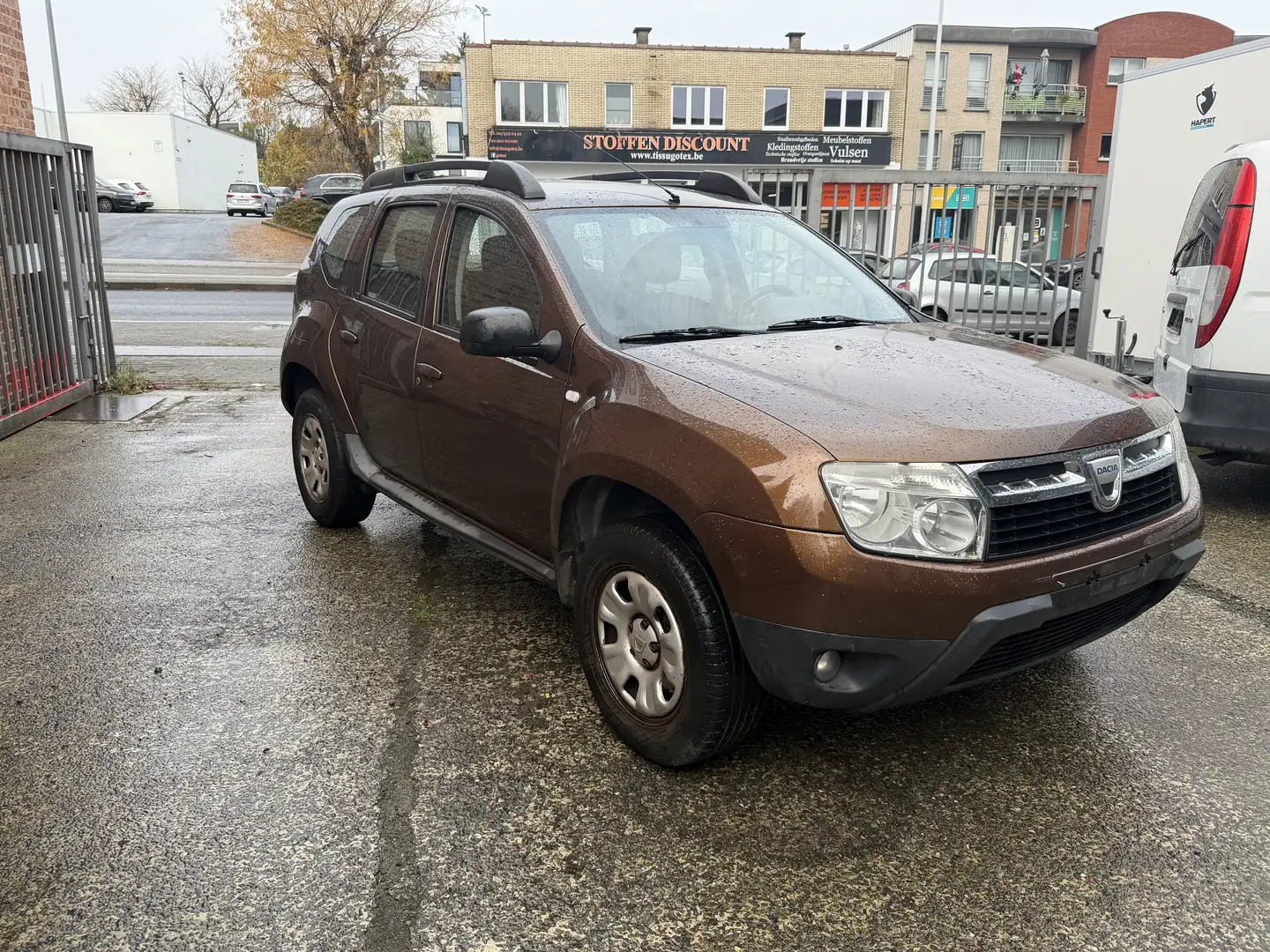 Dacia Duster 1.5 dCi 4x2 Ambiance Brun - 1