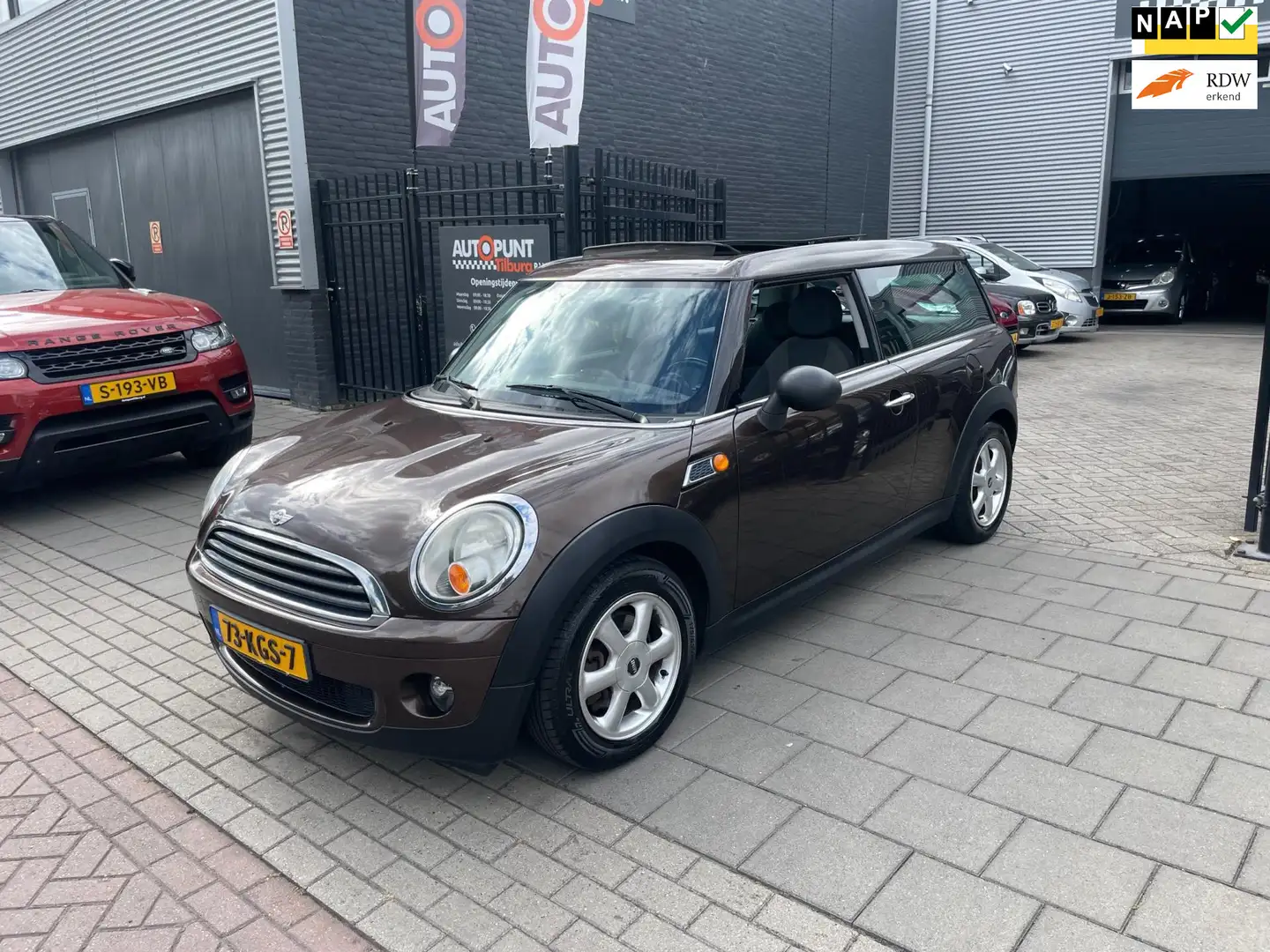 MINI One Clubman Mini 1.4 Anniversary MK II Trekhaak Pano Airco NAP Brun - 1