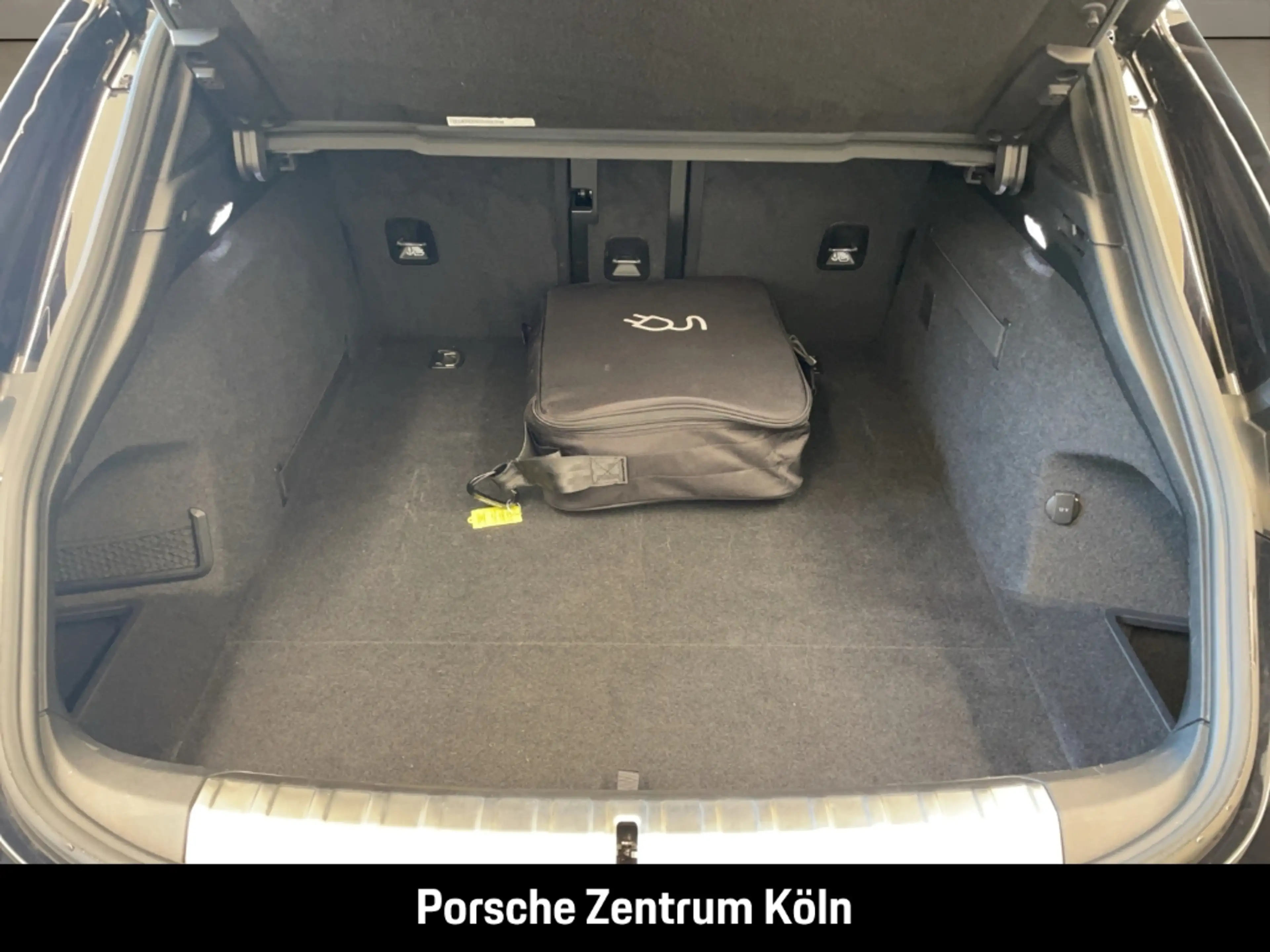 Porsche Taycan 4S Cross Turismo LED-Matrix BOSE 21-Zoll — photo 25