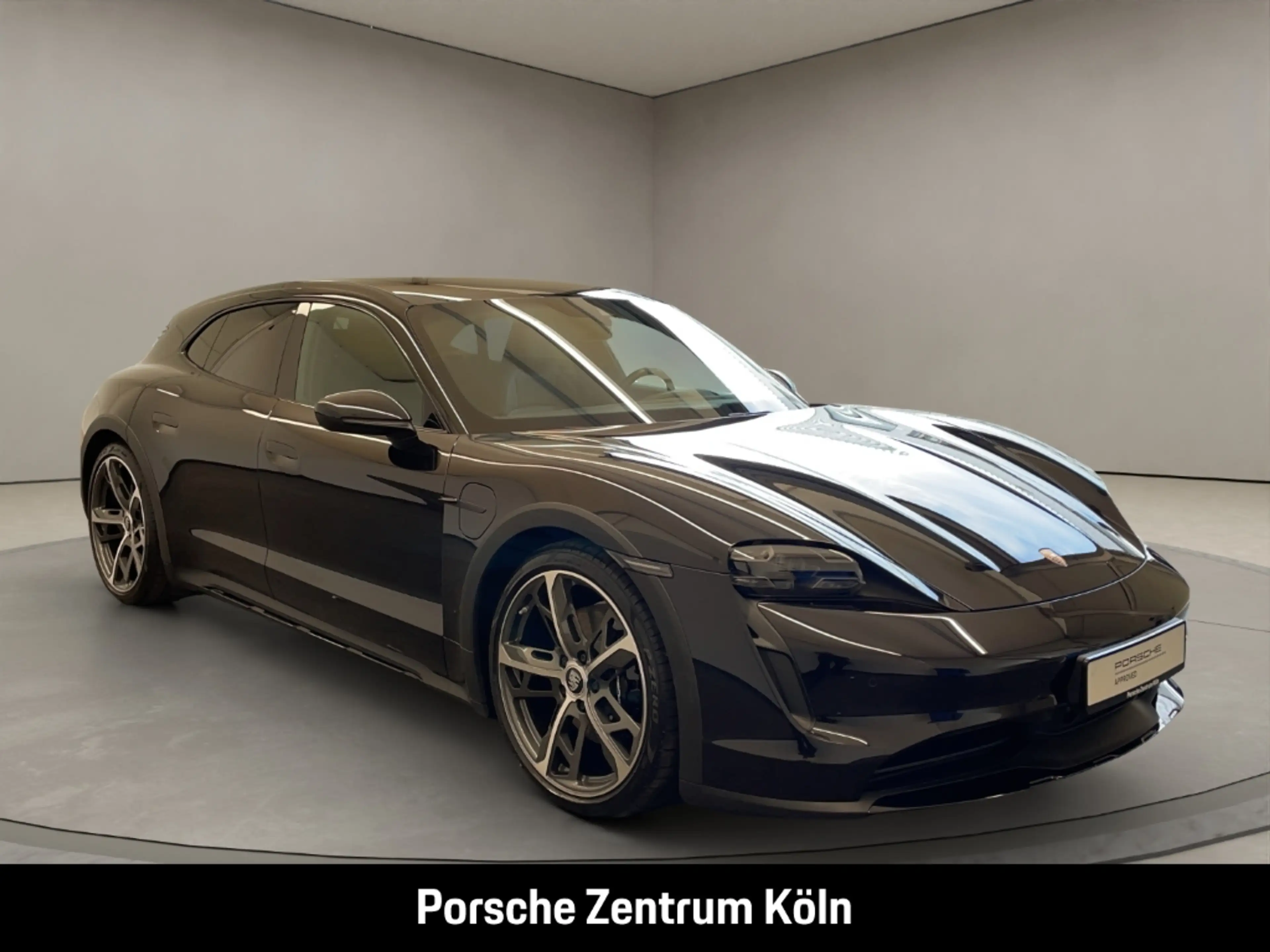 Porsche Taycan 4S Cross Turismo LED-Matrix BOSE 21-Zoll — photo 7