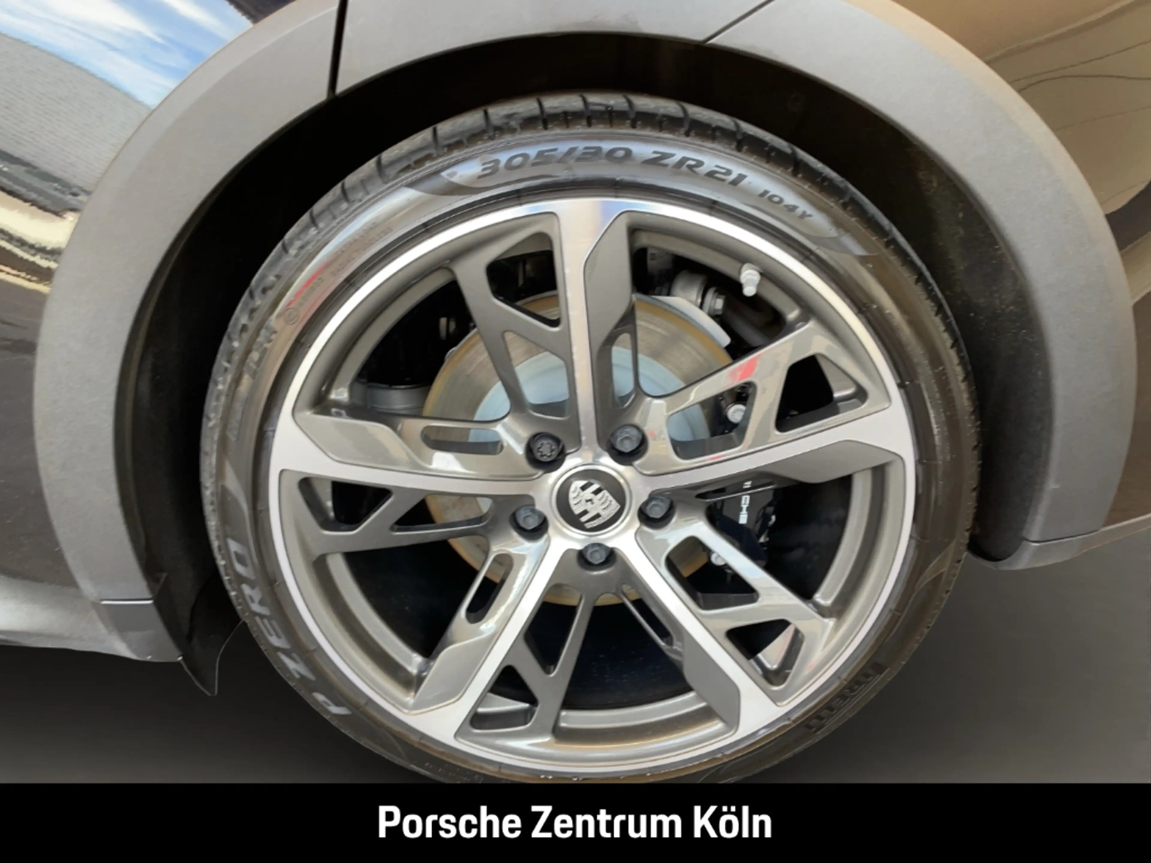 Porsche Taycan 4S Cross Turismo LED-Matrix BOSE 21-Zoll — photo 11