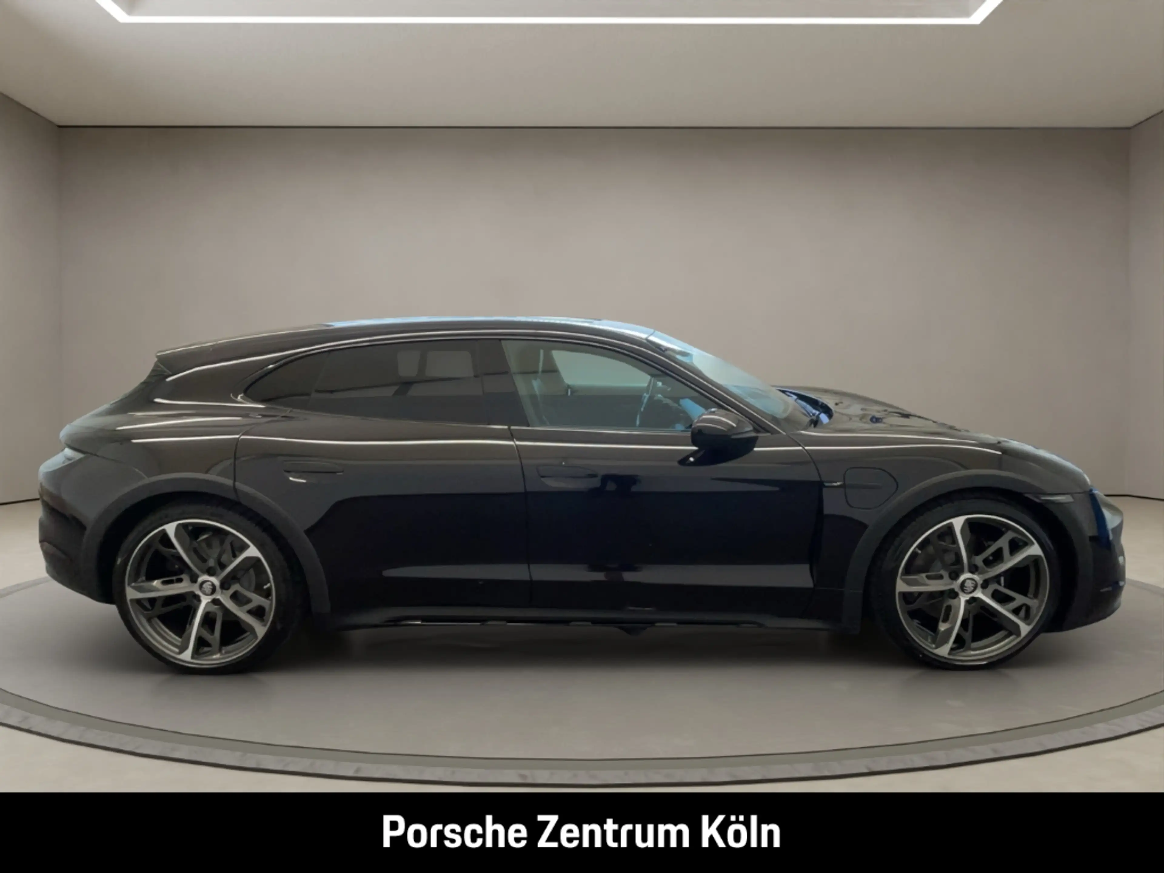 Porsche Taycan 4S Cross Turismo LED-Matrix BOSE 21-Zoll — photo 6