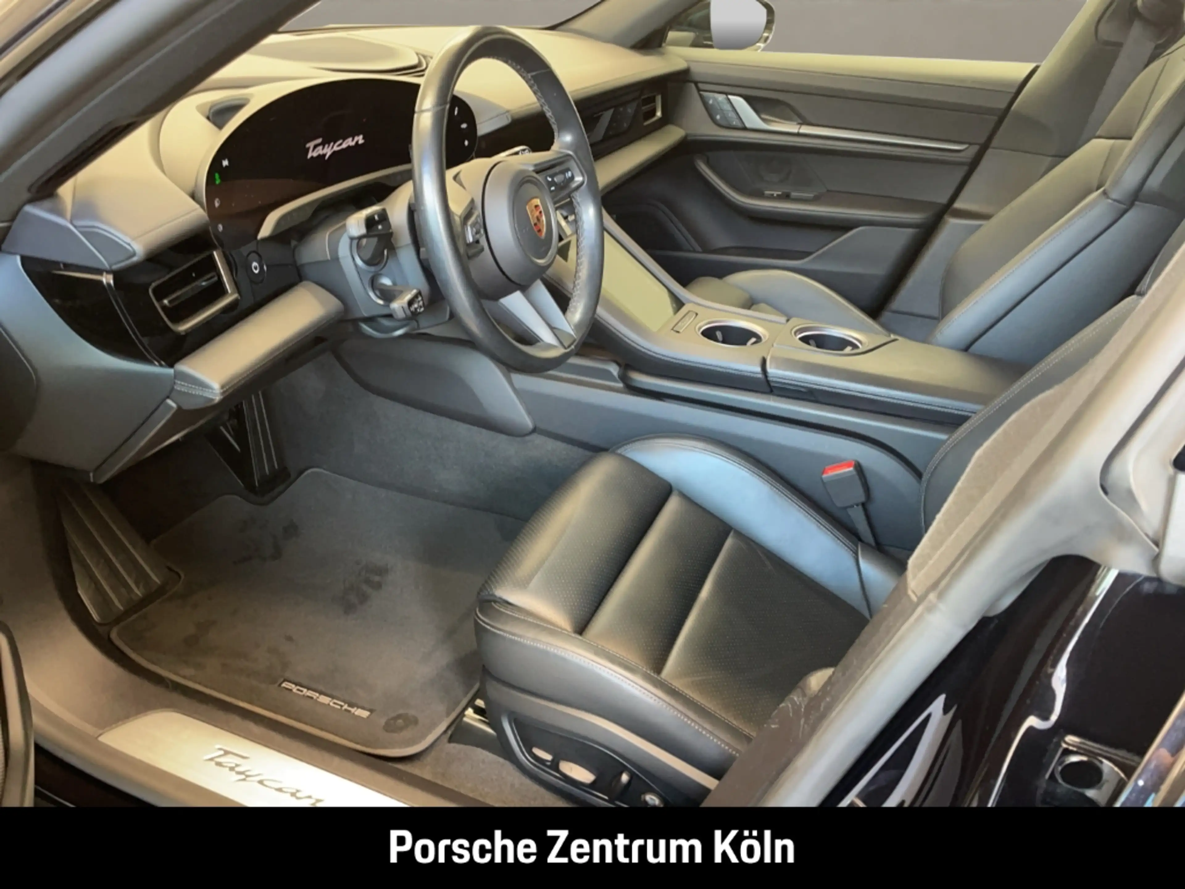 Porsche Taycan 4S Cross Turismo LED-Matrix BOSE 21-Zoll — photo 13