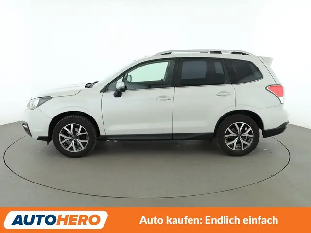 Subaru Forester view 3
