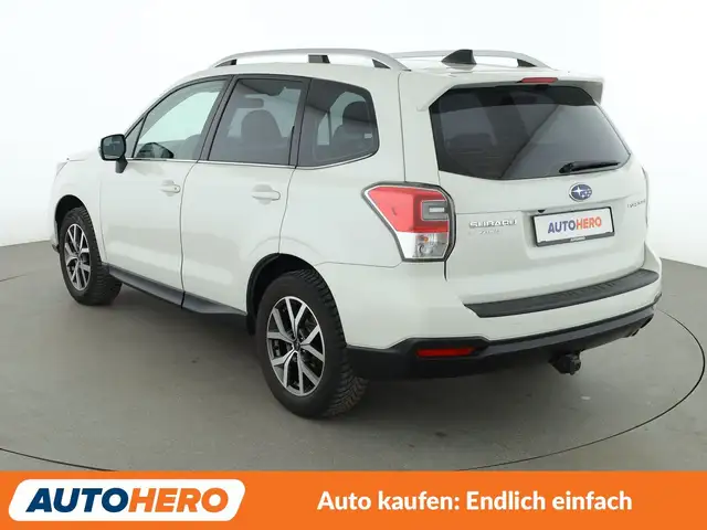 Subaru Forester view 4