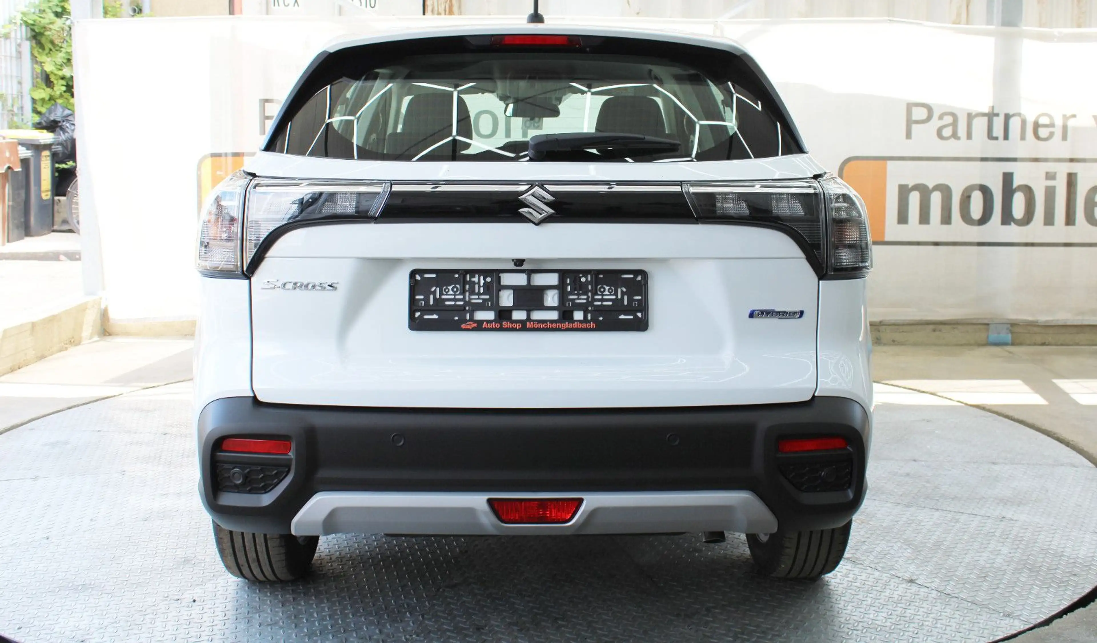 Suzuki SX4 S-Cross *Tageszulassung* *Mildhybrid* — photo 10