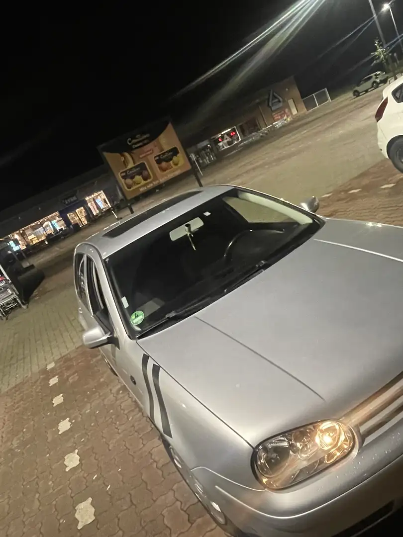 Volkswagen Golf 1.6 Silber - 2
