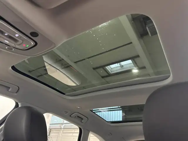 Audi A6 view 13