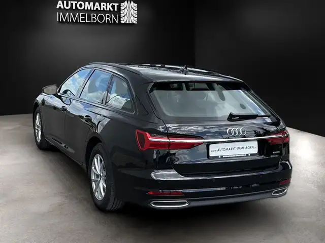 Audi A6 view 10