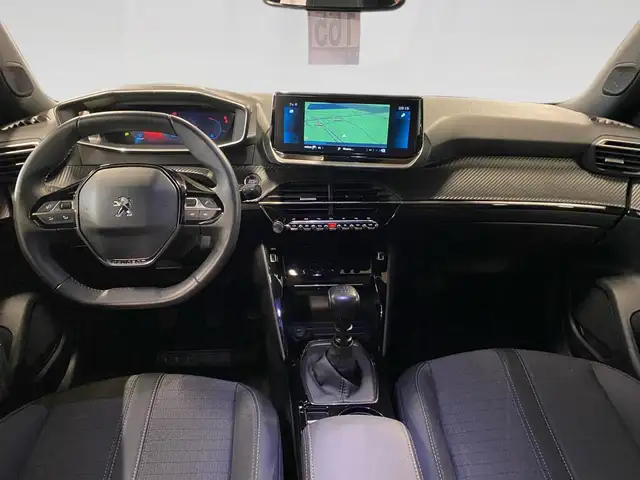 Peugeot 2008 view 6